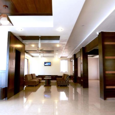 โรงแรมไส รามานันท์ เชอร์ดี ภายนอก รูปภาพ
