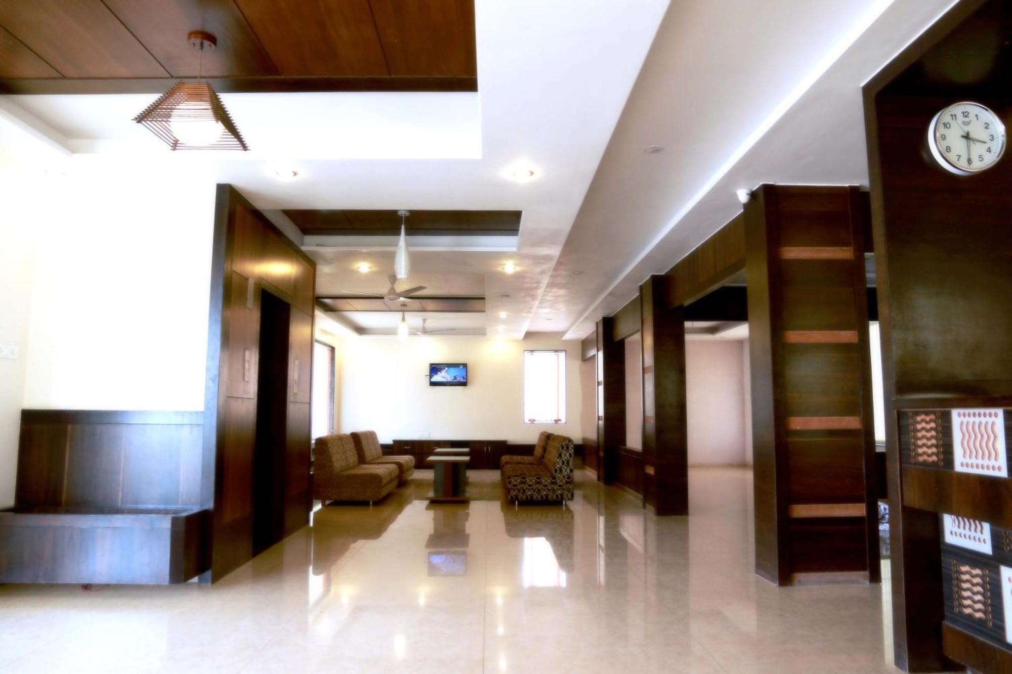 โรงแรมไส รามานันท์ เชอร์ดี ภายนอก รูปภาพ